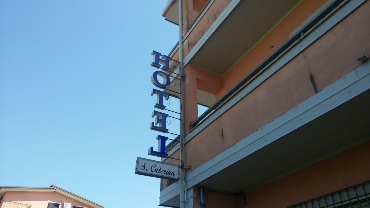 Hotel Santa Caterina Gizzeria Kültér fotó